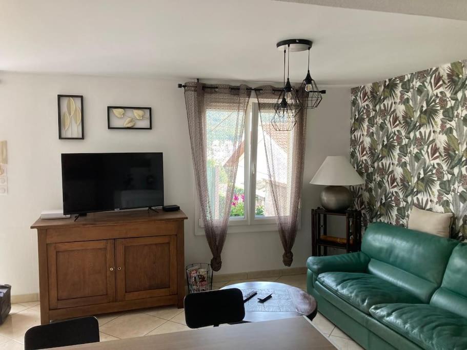Agreable Maison Avec Jolie Terrasse Exterieure Champigneulles Kültér fotó